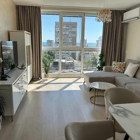 Апартамент Chantrer Vista Al Mar